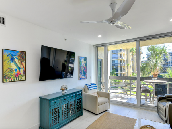 Luxury Vacation Condo in Longboat Key Sleeps 4 Guests